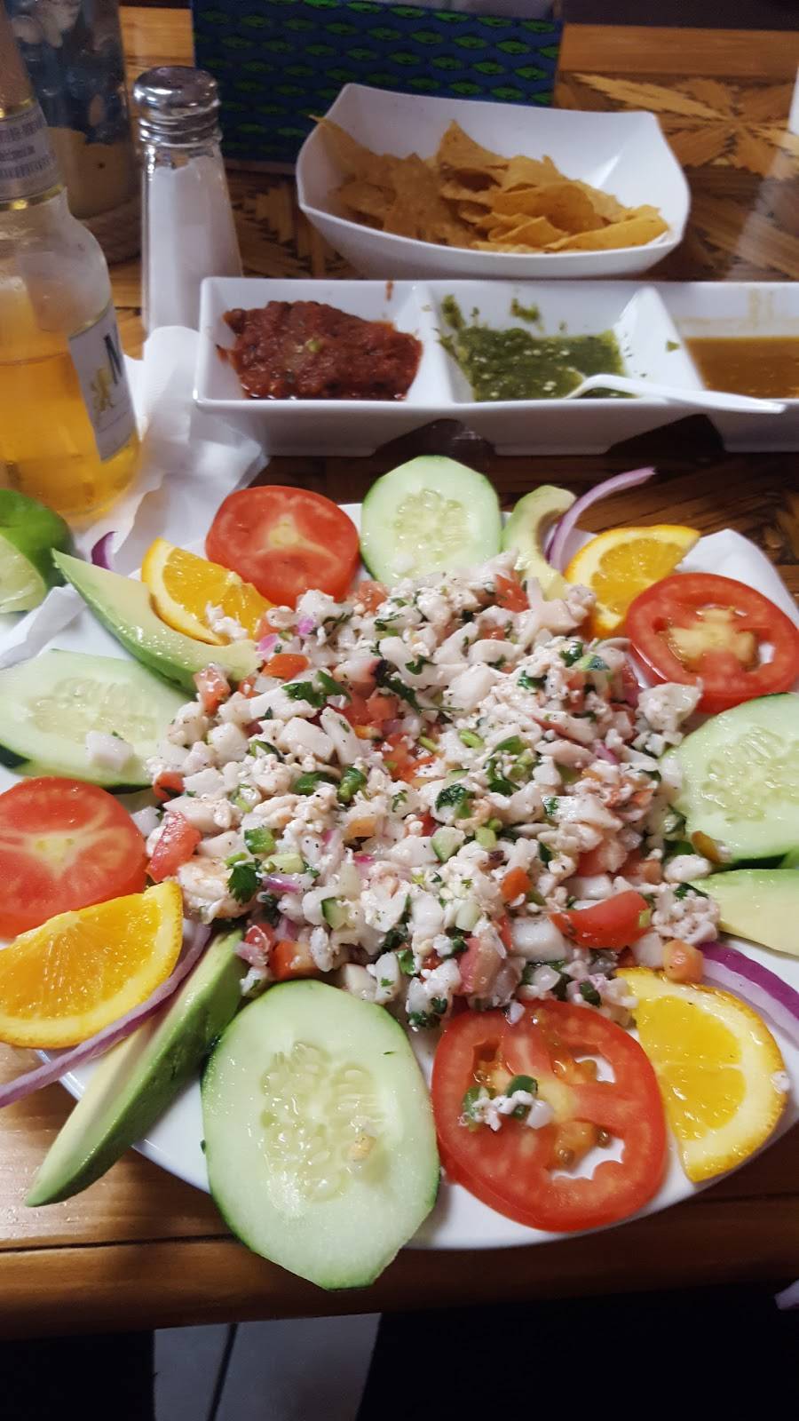 Puerto Escondido | restaurant | 509 N Chicago St, Joliet, IL 60432, USA | 8157275150 OR +1 815-727-5150