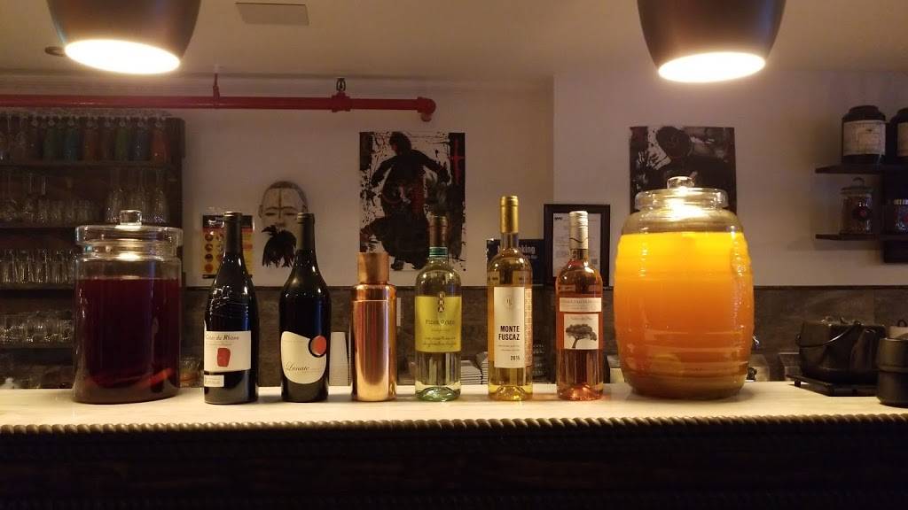 Serengeti Kitchen | restaurant | 22 E 125th St, New York, NY 10035, USA | 2128371057 OR +1 212-837-1057