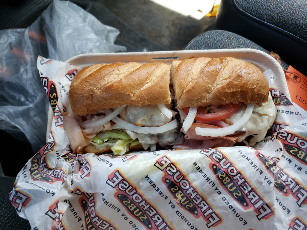 Firehouse Subs Show Low | restaurant | 5551 S White Mountain Rd #4, Show Low, AZ 85901, USA | 9288925632 OR +1 928-892-5632