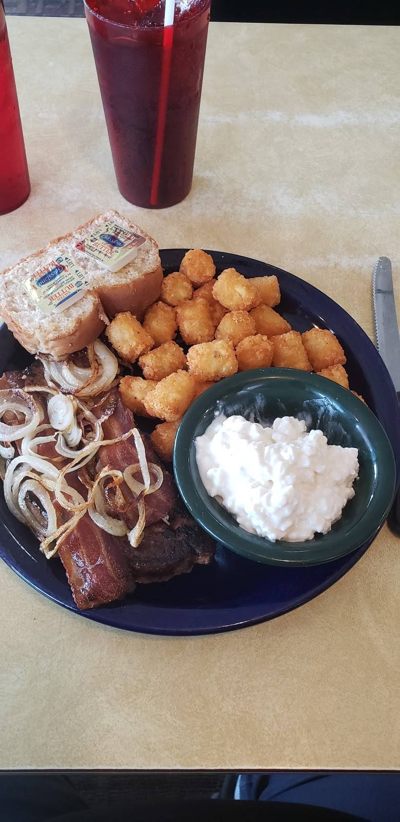 Roadside Restaurants | restaurant | 306 2nd St NE, Aitkin, MN 56431, USA | 2189272113 OR +1 218-927-2113