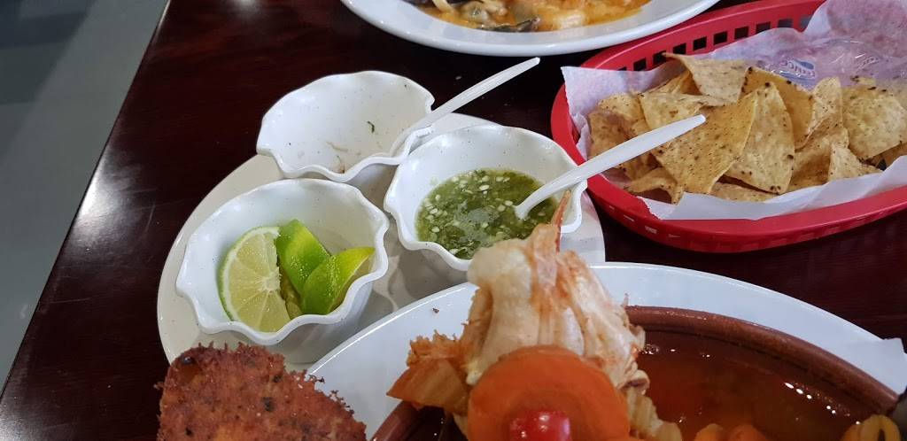 El Nuevo Vallarta West Chicago | restaurant | 540 Main St, West Chicago, IL 60185, USA | 6305200065 OR +1 630-520-0065