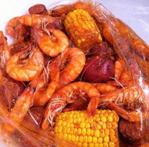 The King Crab Shack | restaurant | 1330 E Brady St, Milwaukee, WI 53202, USA | 4142104287 OR +1 414-210-4287