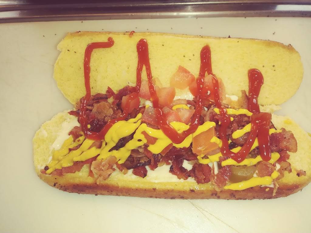 Mikes Hot Dogs | restaurant | Watsonville, CA 95076, USA | 8317243647 OR +1 831-724-3647