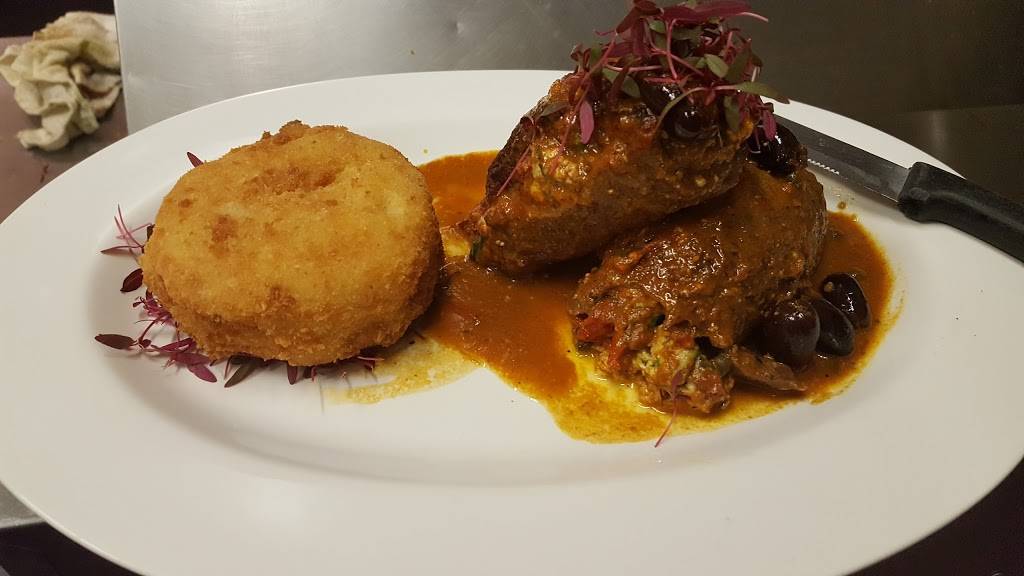 Piazza Bella Trattoria & Osteria | restaurant | 2114 W Roscoe St, Chicago, IL 60618, USA | 7734777330 OR +1 773-477-7330