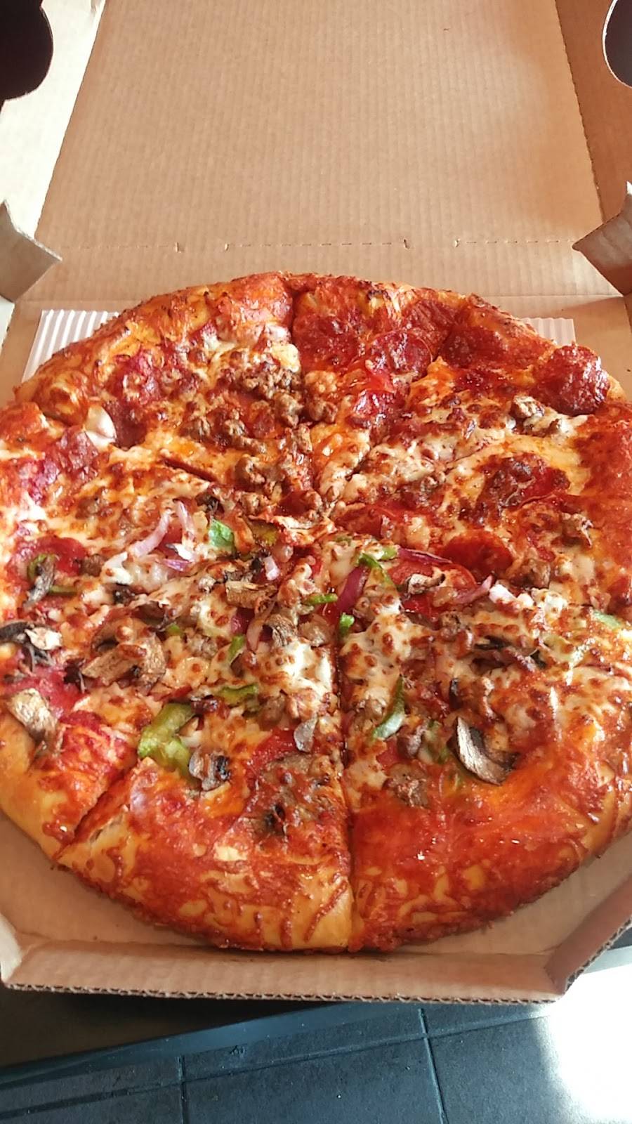 Pizza Hut | restaurant | 1903 S Taylor Rd, Cleveland Heights, OH 44118, USA | 2163211331 OR +1 216-321-1331