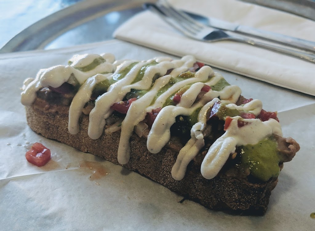 La Calavera | restaurant | 1696 Memorial Dr SE, Atlanta, GA 30317, USA | 4046977030 OR +1 404-697-7030