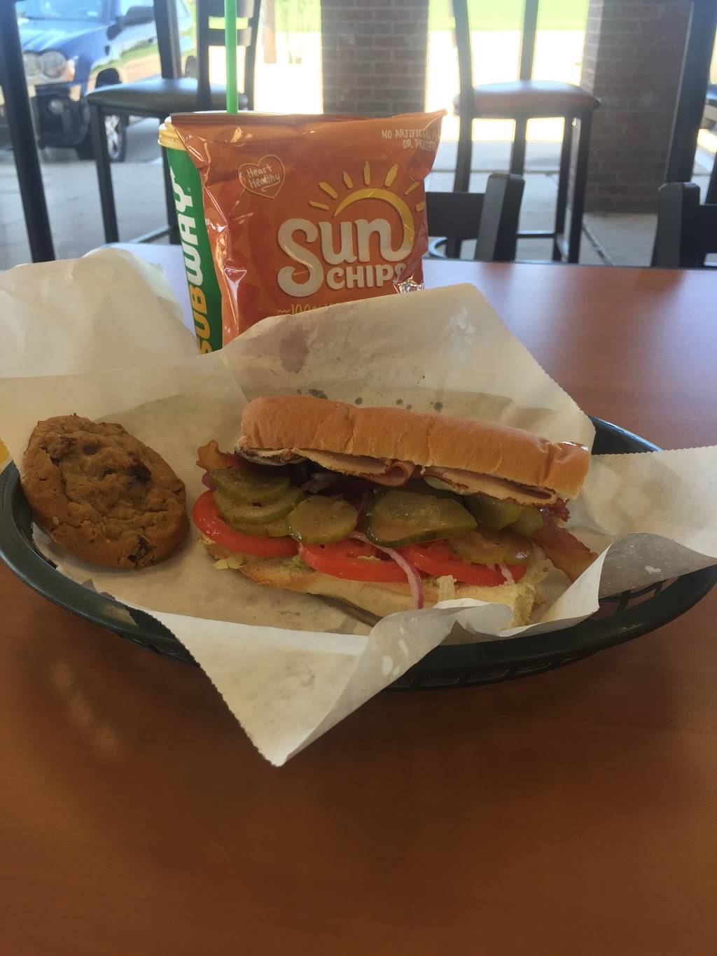 Subway | restaurant | 9410 Walnut St, Dallas, TX 75243, USA | 4697796006 OR +1 469-779-6006