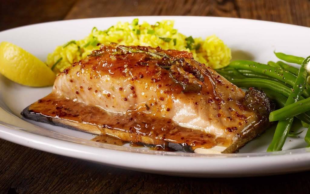 Stonewood Grill & Tavern | restaurant | 3832 Baymeadows Rd #3, Jacksonville, FL 32217, USA | 9047397206 OR +1 904-739-7206