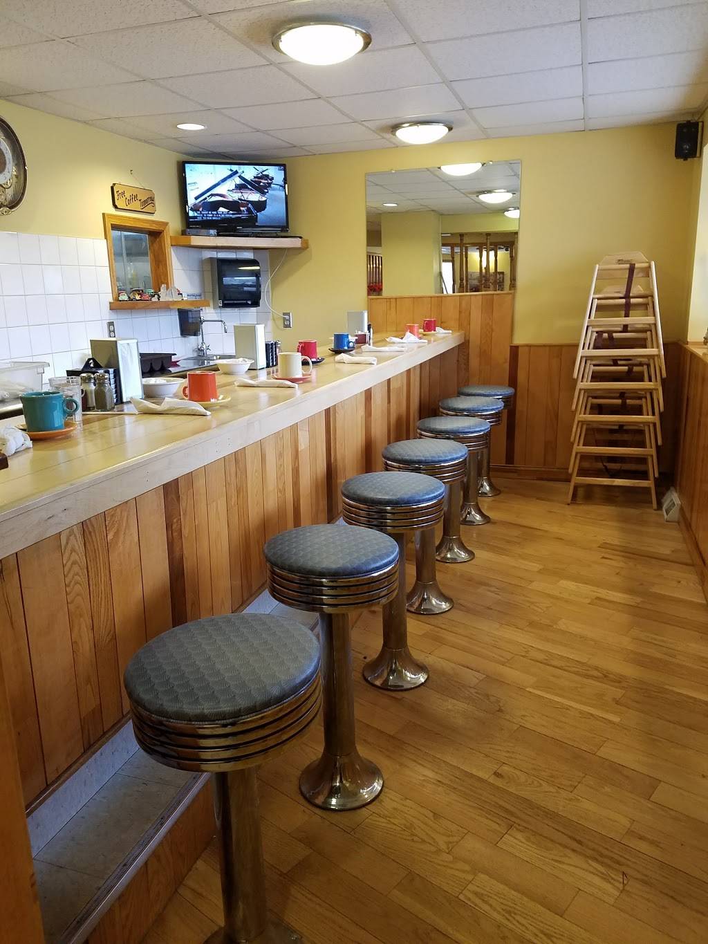 Carlisle Cafe | restaurant | 1509 Grafton Rd, Elyria, OH 44035, USA | 4403224428 OR +1 440-322-4428