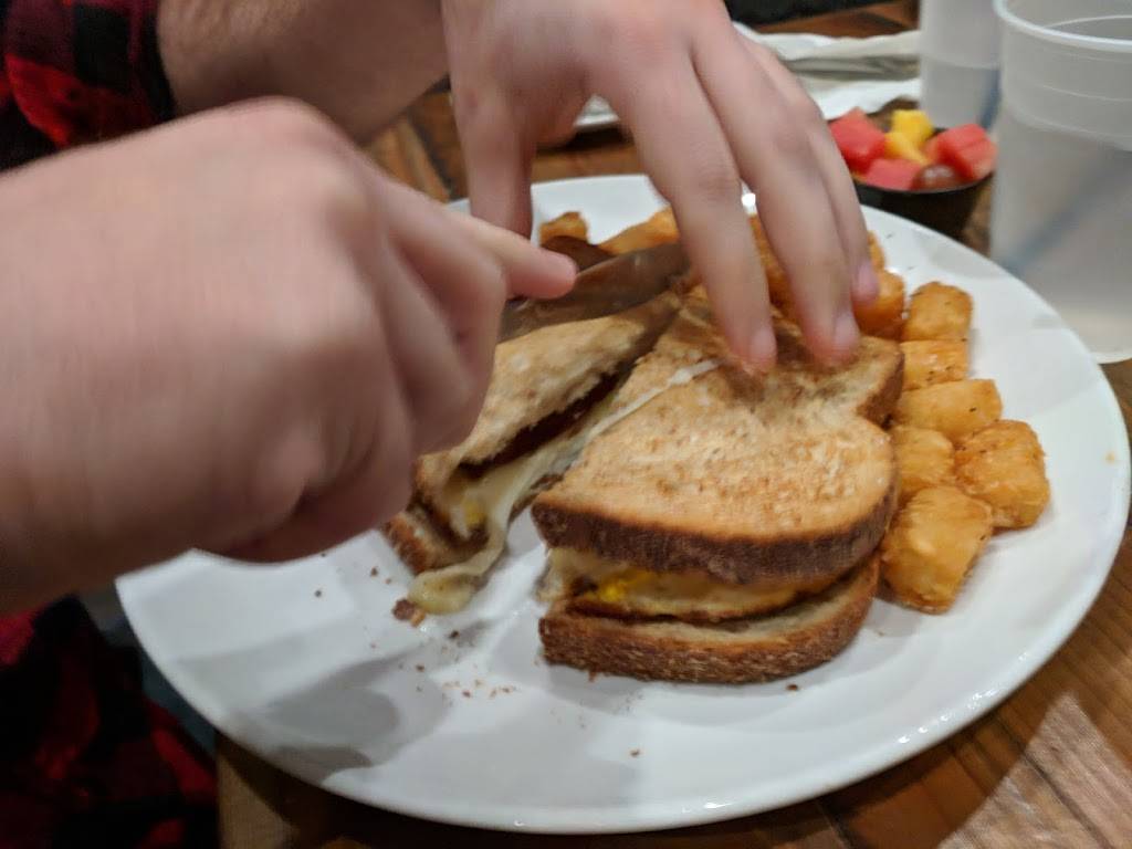 Nacho Mamas Towson | restaurant | 2 W Pennsylvania Ave, Towson, MD 21204, USA | 4106730069 OR +1 410-673-0069