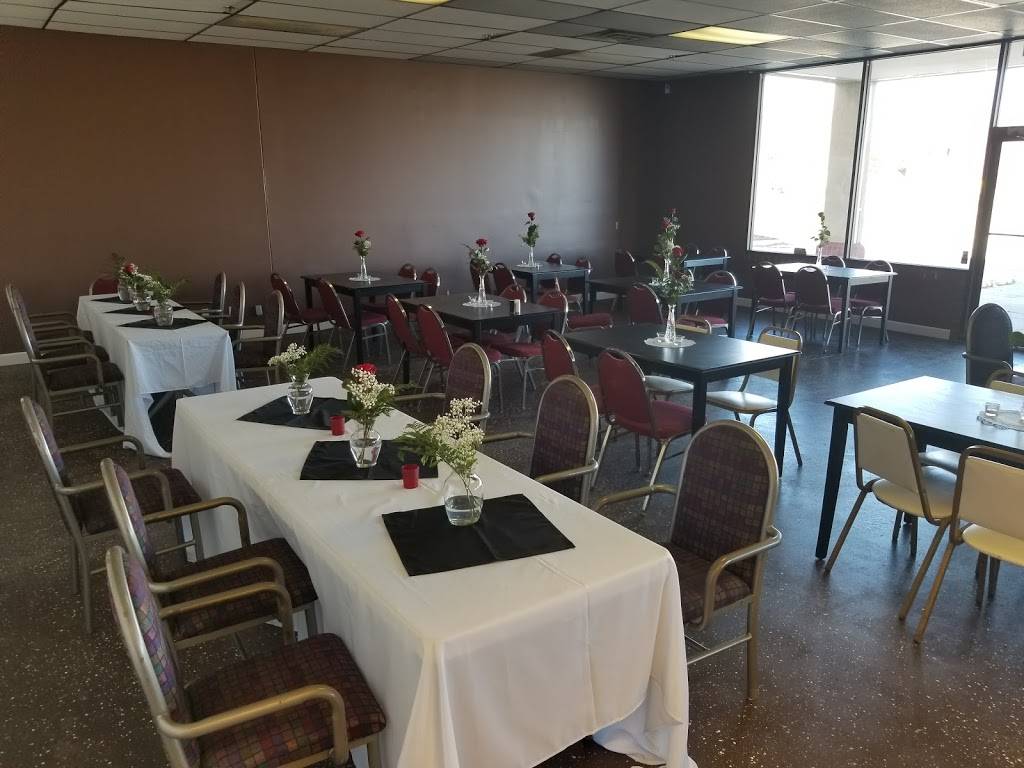 BigCountrys Barbecue | restaurant | 8665 W Brown Deer Rd, Milwaukee, WI 53224, USA | 2625954053 OR +1 262-595-4053