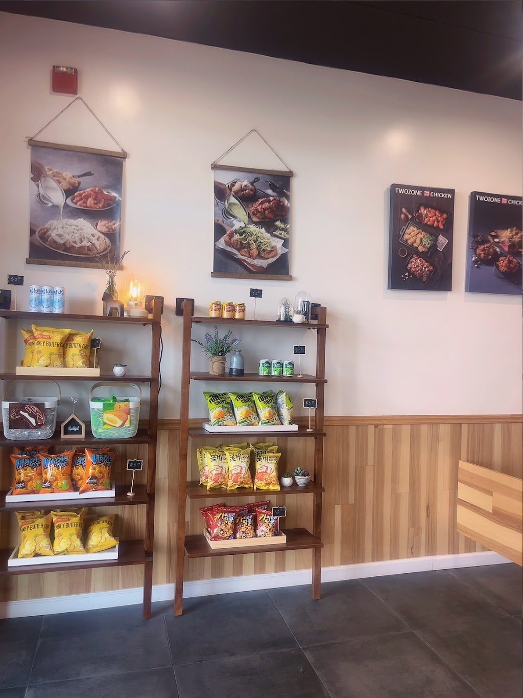 TWOZONE CHICKEN HESPERIA | restaurant | 14380 Main St #101, Hesperia, CA 92345, USA | 4428003687 OR +1 442-800-3687