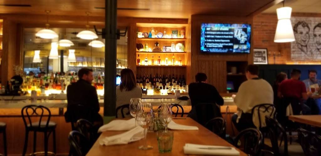 Harvey & Eds | restaurant | 698 N High St, Columbus, OH 43215, USA | 6146414040 OR +1 614-641-4040