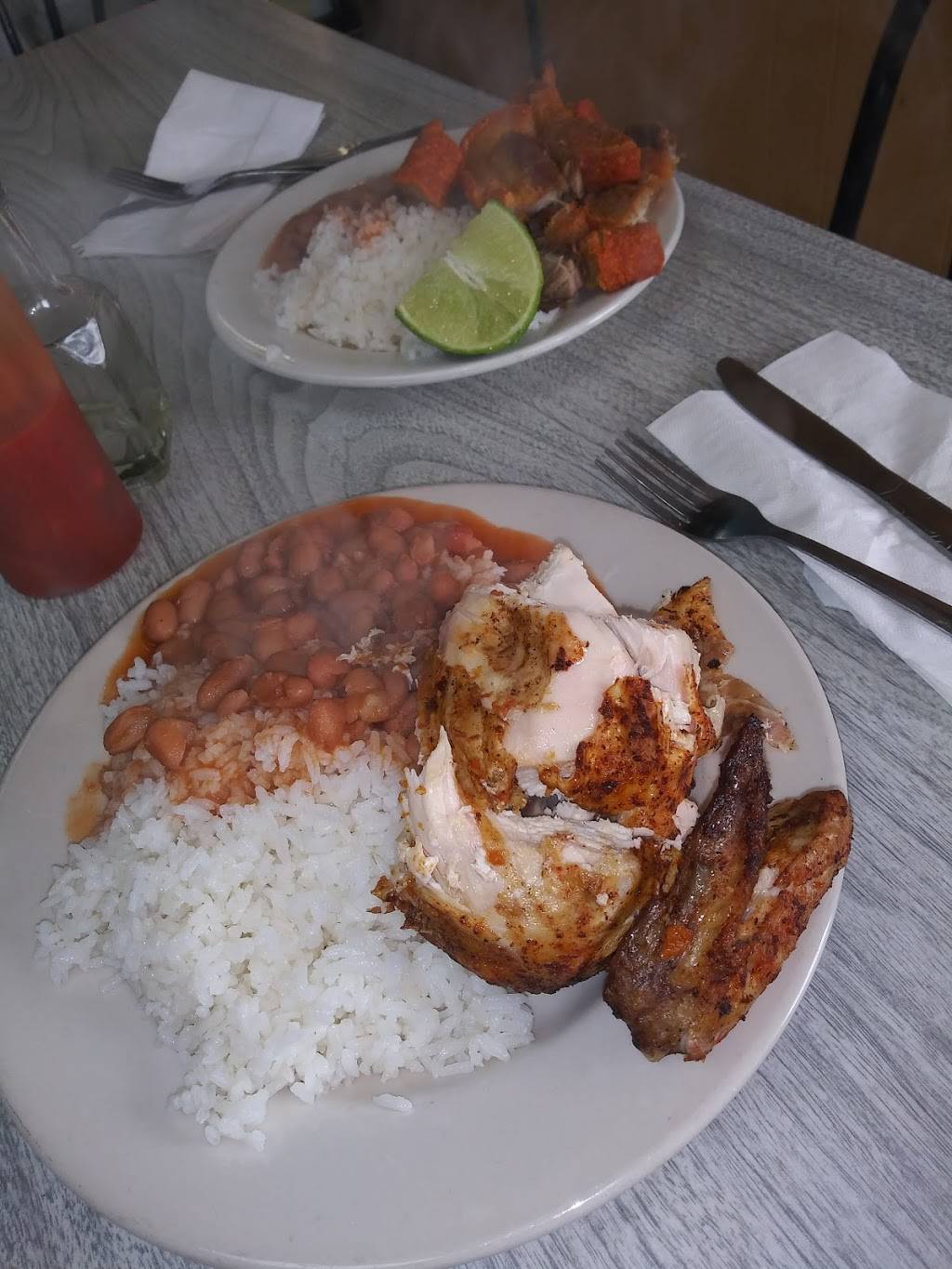 Danias Restaurant | restaurant | 423 Orange St, Newark, NJ 07107, USA | 9734827917 OR +1 973-482-7917