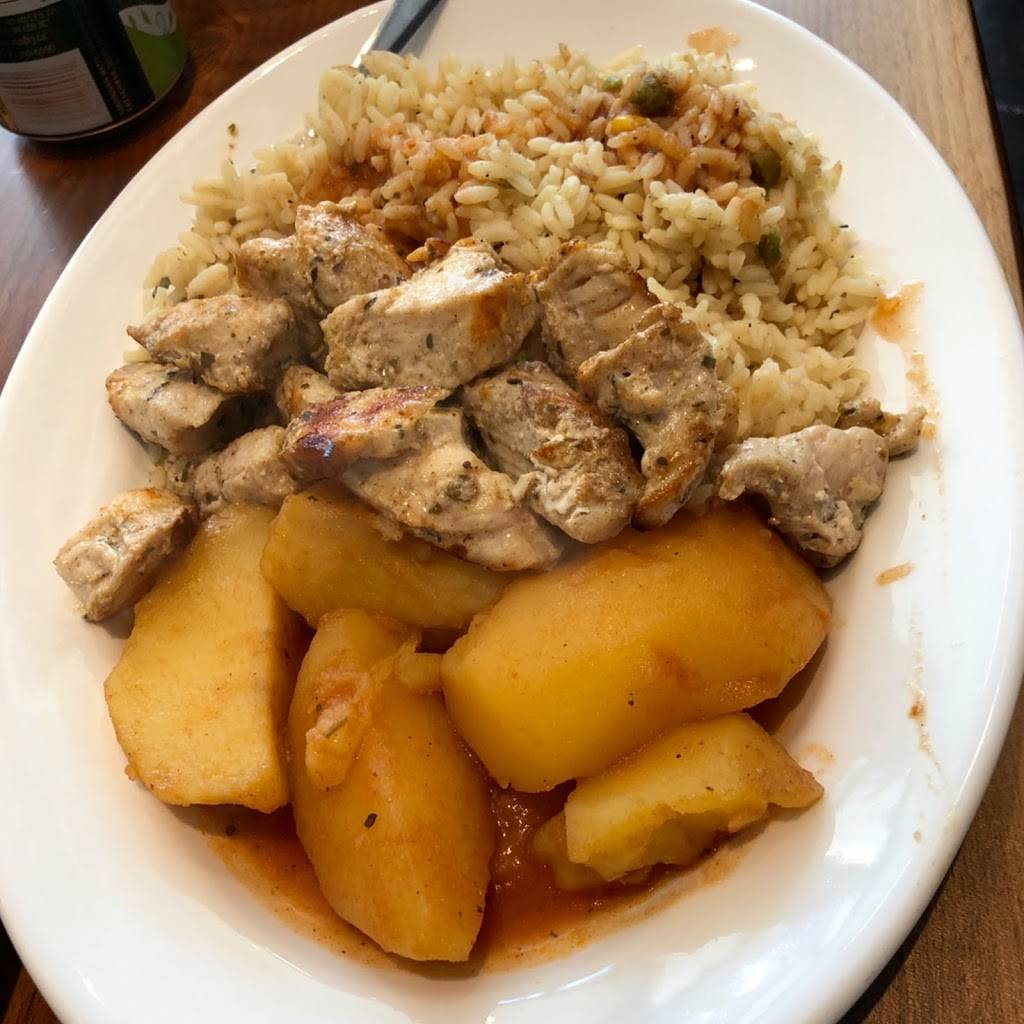 Grillway Souvlaki House | restaurant | 2422 Bloor St W, Toronto, ON M6S 1P9, Canada | 4169015554 OR +1 416-901-5554