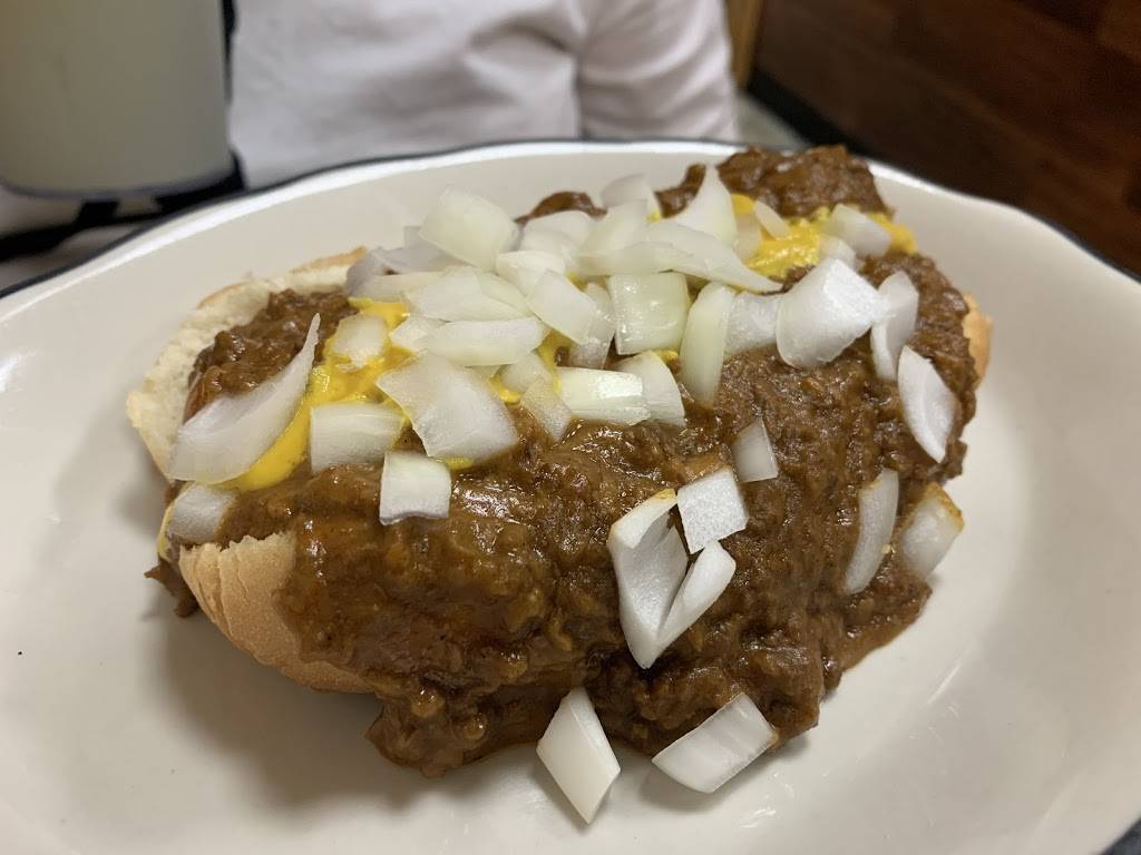 Zeffs Coney Island in Eastern Market | restaurant | 2469 Russell St, Detroit, MI 48207, USA | 3132594705 OR +1 313-259-4705