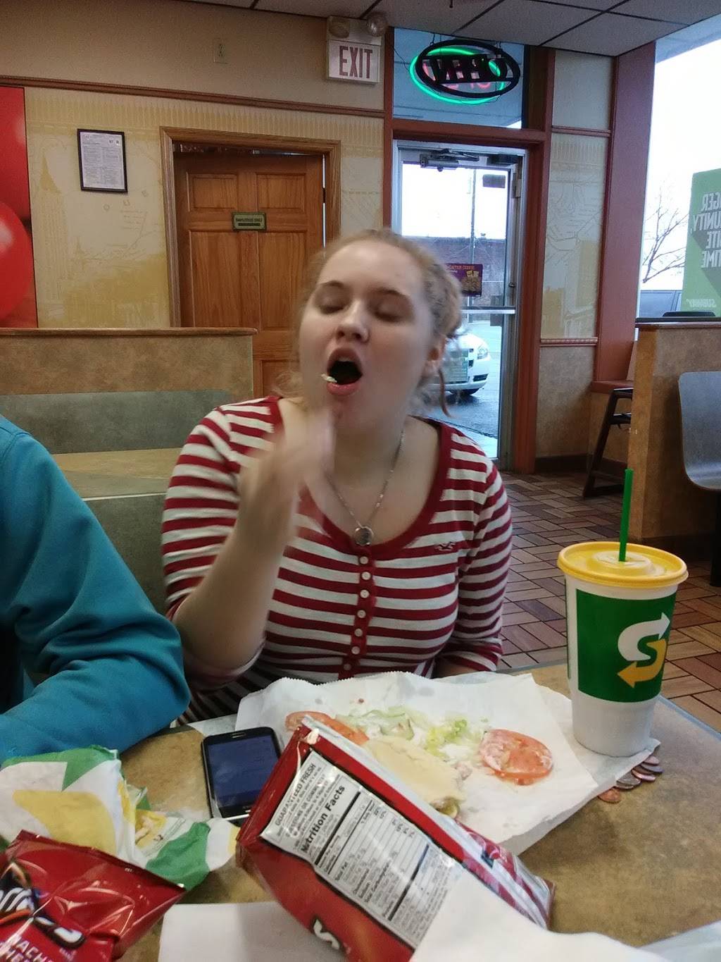 Subway Restaurants | restaurant | 108 N Main St, LaFayette, GA 30728, USA | 7066385672 OR +1 706-638-5672