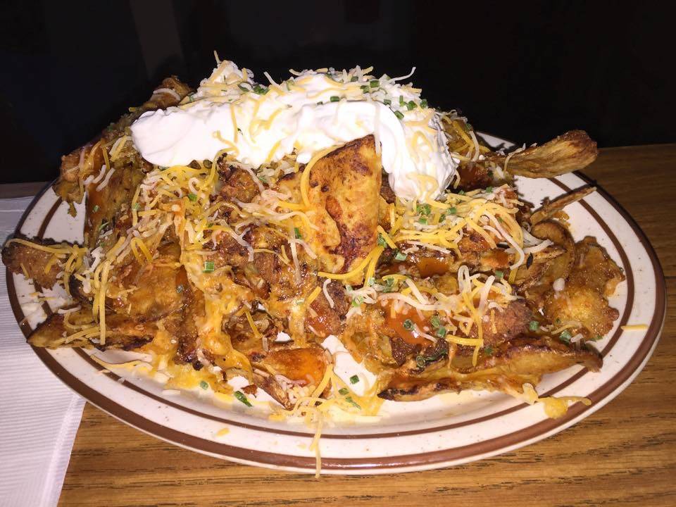 Four Ds Bar & Grill | restaurant | 1706 W Till Rd, Fort Wayne, IN 46818, USA | 2604906488 OR +1 260-490-6488