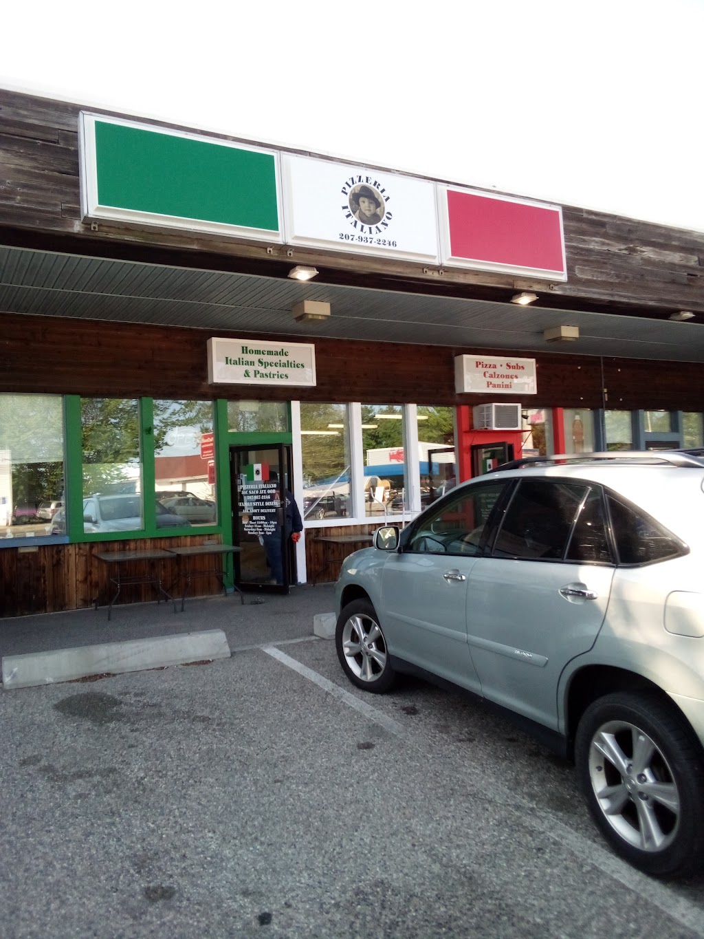 Pizzeria Italiano | restaurant | 34 Saco Ave, Old Orchard Beach, ME 04064, USA | 2079372246 OR +1 207-937-2246