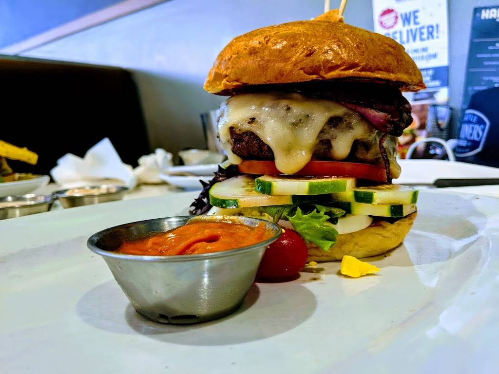 The Counter | restaurant | 4211 Waialae Ave E-1, Honolulu, HI 96816, USA | 8087395100 OR +1 808-739-5100