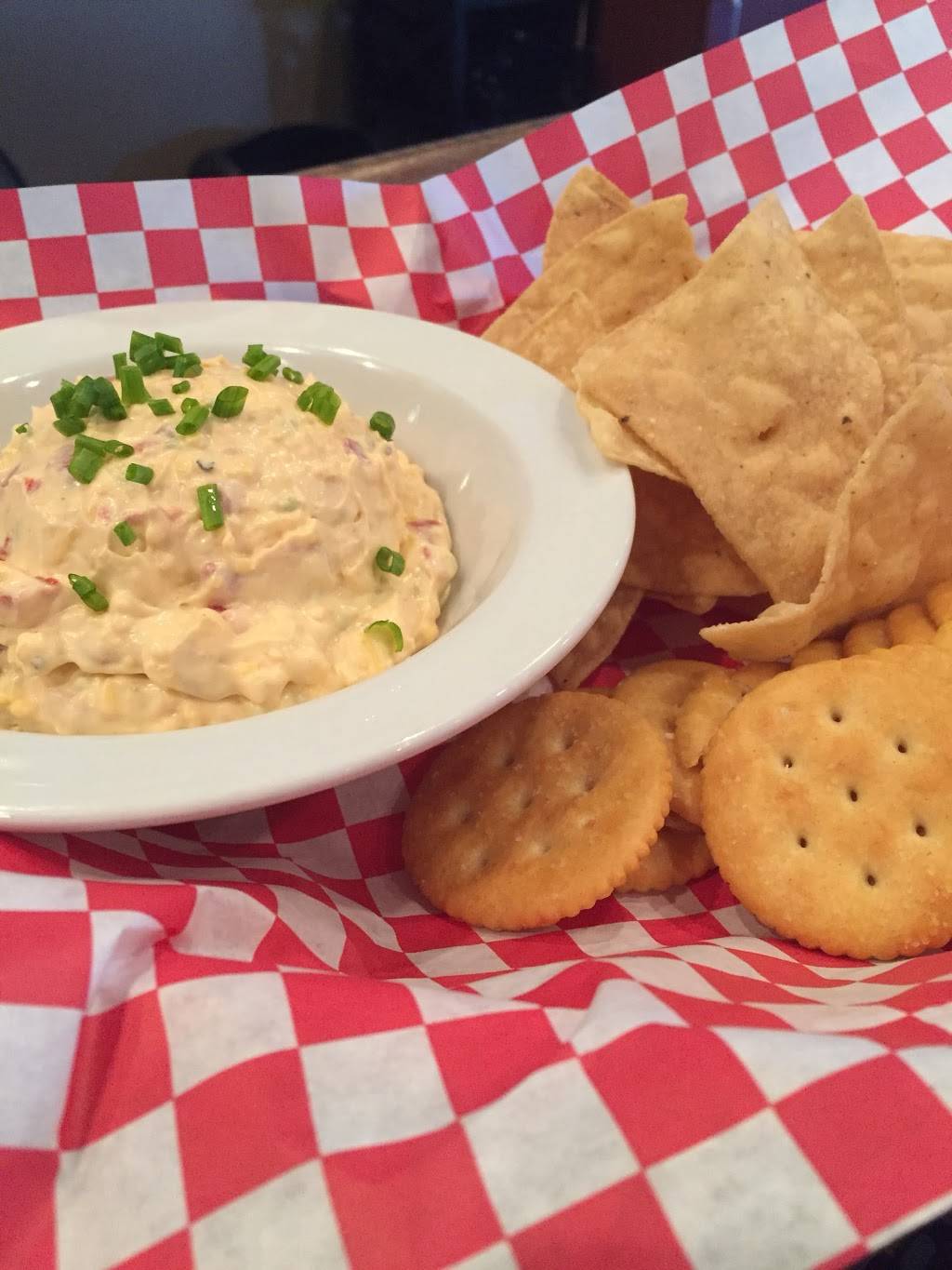 Genos Bar & Grill | restaurant | 3821 N 167th Ct, Omaha, NE 68116, USA | 4025058085 OR +1 402-505-8085