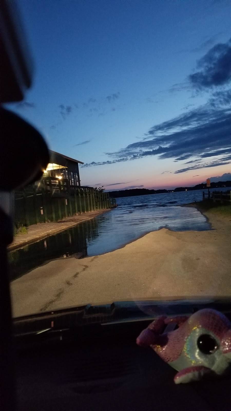 Ivy | restaurant | 136 Dagsworthy St, Dewey Beach, DE 19971, USA | 3022279292 OR +1 302-227-9292