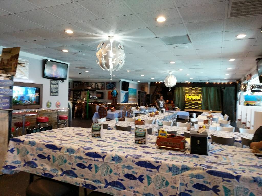 Chases On the River | restaurant | 4380 Carraway Pl, Sanford, FL 32771, USA | 4078784420 OR +1 407-878-4420