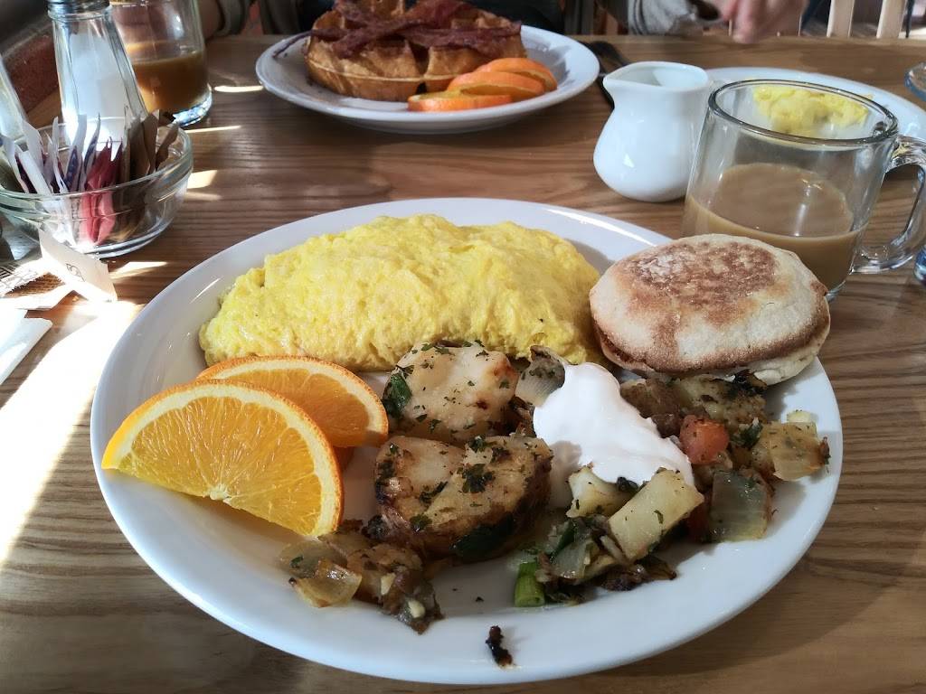 H&Js Restaurant | restaurant | 10841 San Pablo Ave, El Cerrito, CA 94530, USA | 5106479786 OR +1 510-647-9786