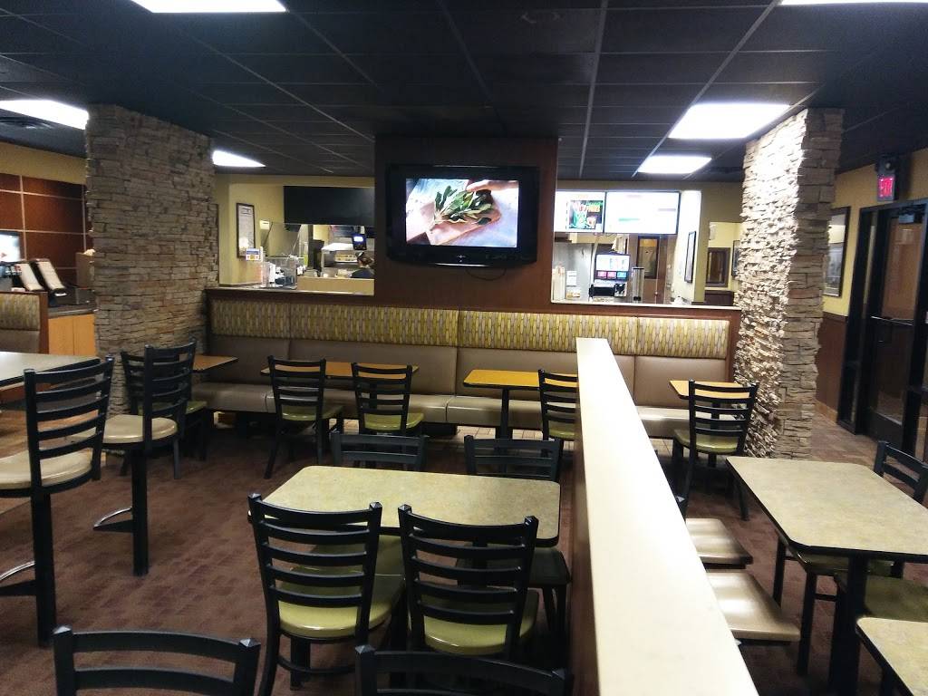 Burger King | restaurant | 4605 Hiawatha Ave, Minneapolis, MN 55406, USA | 6127299559 OR +1 612-729-9559