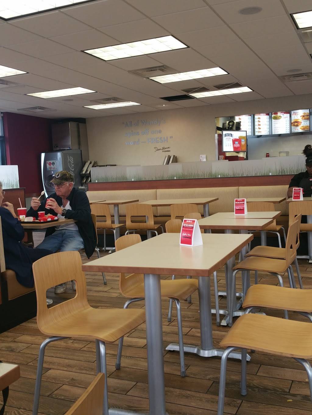 Wendys | restaurant | 3507 W 86th St, Indianapolis, IN 46268, USA | 3178728467 OR +1 317-872-8467