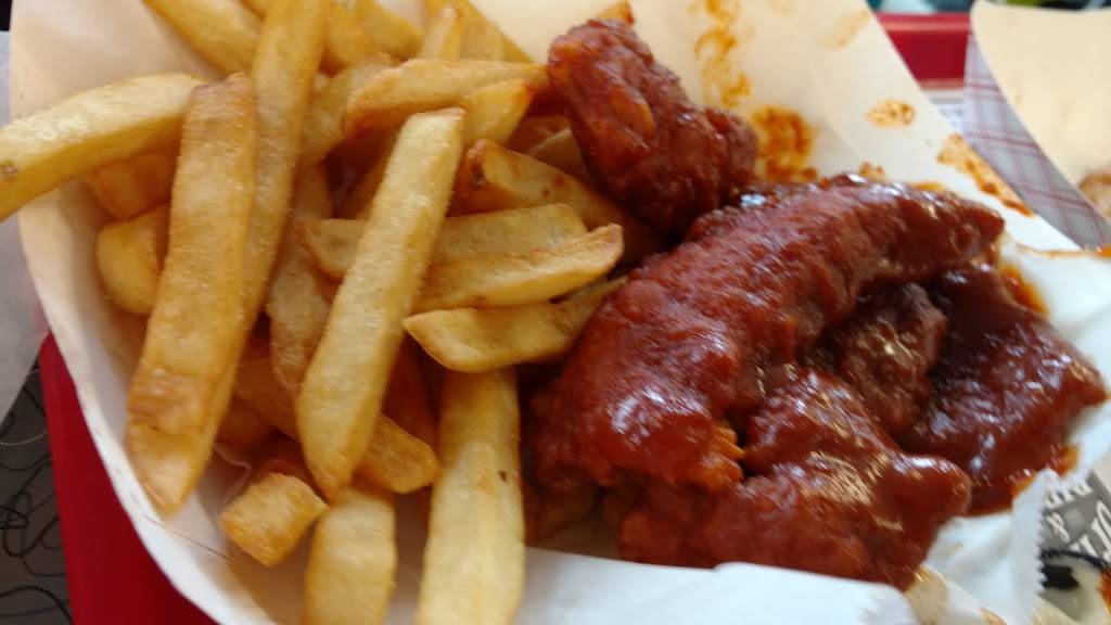 Spiedie & Rib Pit | restaurant | 3908 Vestal Pkwy E, Vestal, NY 13850, USA | 6077292679 OR +1 607-729-2679