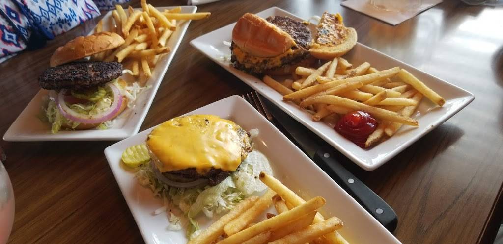 Ruby Tuesday | restaurant | 3308 E Center St, Warsaw, IN 46582, USA | 5742697821 OR +1 574-269-7821