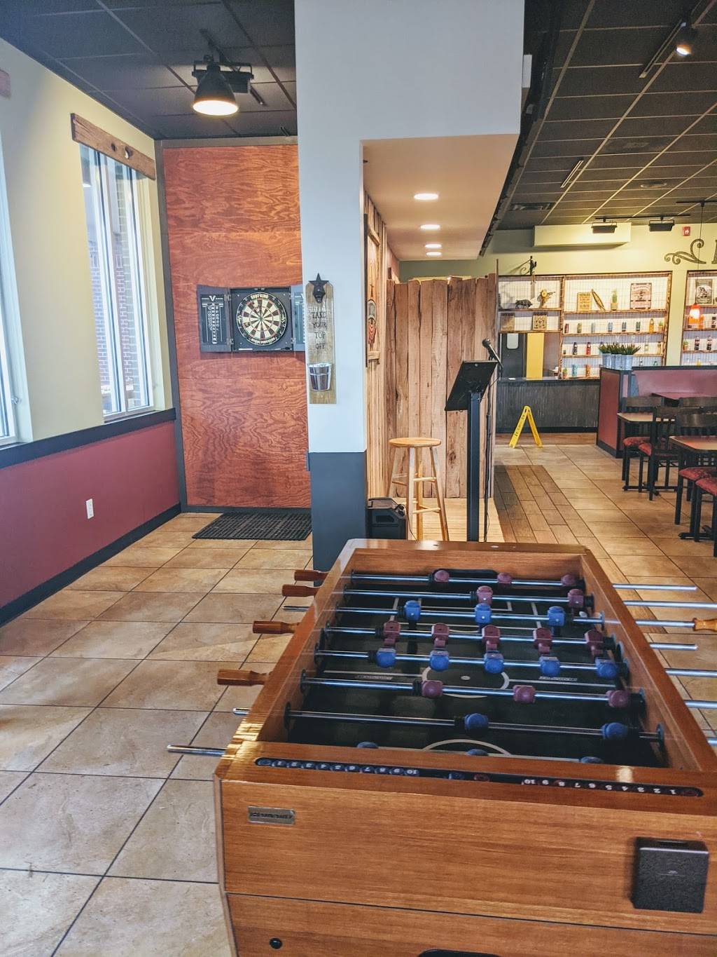 Bottles | restaurant | 100 Osage Ln, Waynesboro, VA 22980, USA | 5409436110 OR +1 540-943-6110