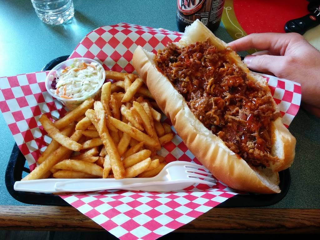 Pig Pit BBQ | restaurant | 1 Niver St, Cohoes, NY 12047, USA | 5182352323 OR +1 518-235-2323