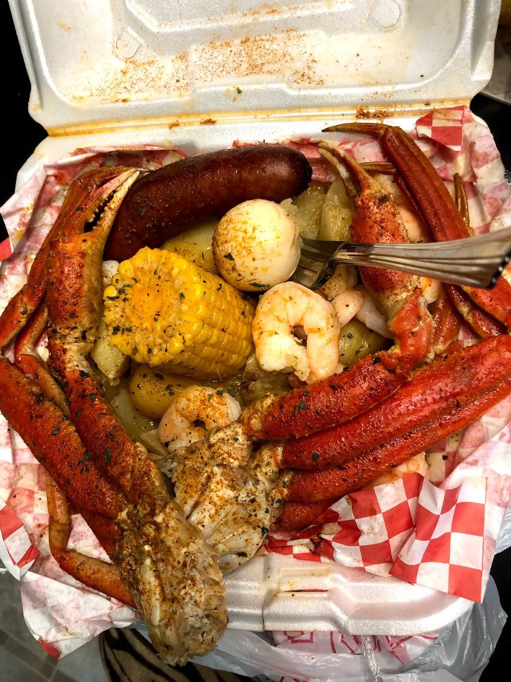 Krab Kingz Indianapolis | restaurant | Next to Hobby Lobby, 10537 E Washington St Ste. B, Indianapolis, IN 46229, USA | 3177352099 OR +1 317-735-2099