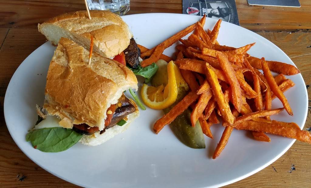 Murphys Tap House | restaurant | 585 McCaslin Blvd, Louisville, CO 80027, USA | 7206124616 OR +1 720-612-4616