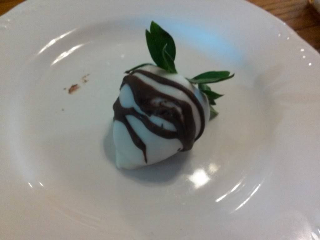 Country Belle Cafe | restaurant | 305 S Alvarado Ave, Belle, MO 65013, USA | 5738593688 OR +1 573-859-3688