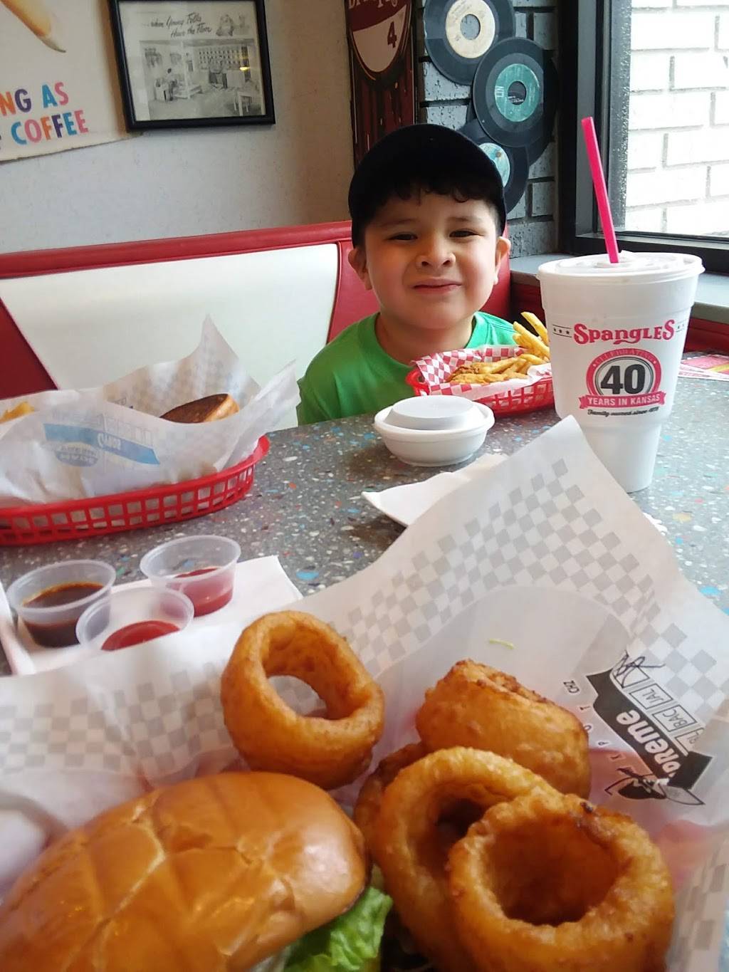 Spangles | restaurant | 1818 E Pawnee St, Wichita, KS 67211, USA | 3162651330 OR +1 316-265-1330