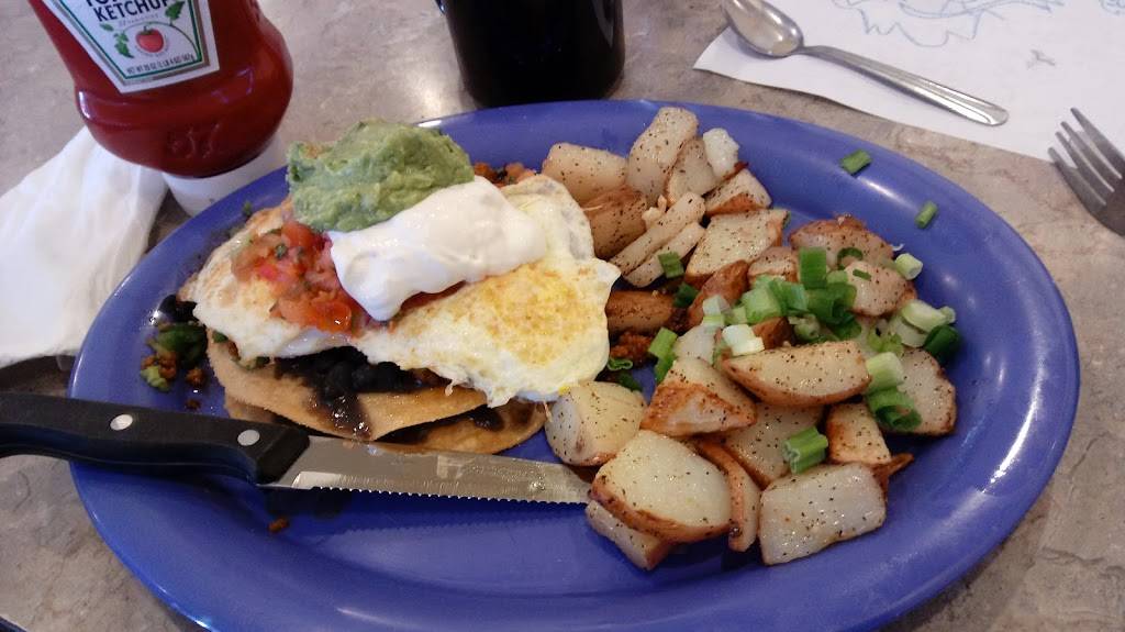 Sambos Restaurant | restaurant | 216 W Cabrillo Blvd, Santa Barbara, CA 93101, USA | 8059653269 OR +1 805-965-3269