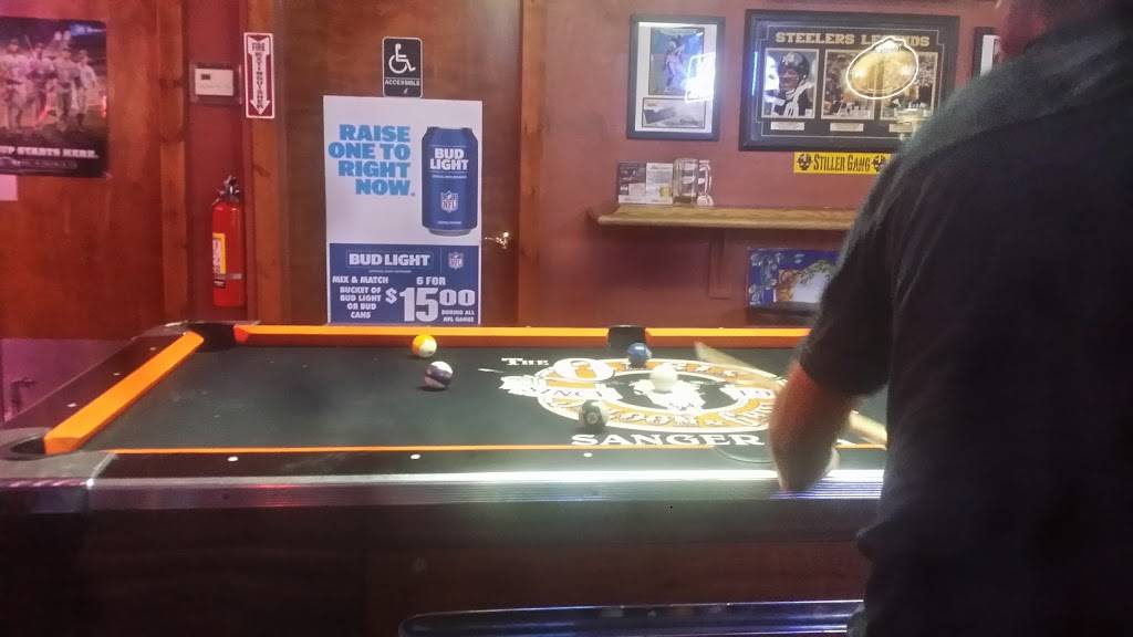 Oasis Saloon | restaurant | 757 Academy Ave, Sanger, CA 93657, USA | 5598751390 OR +1 559-875-1390