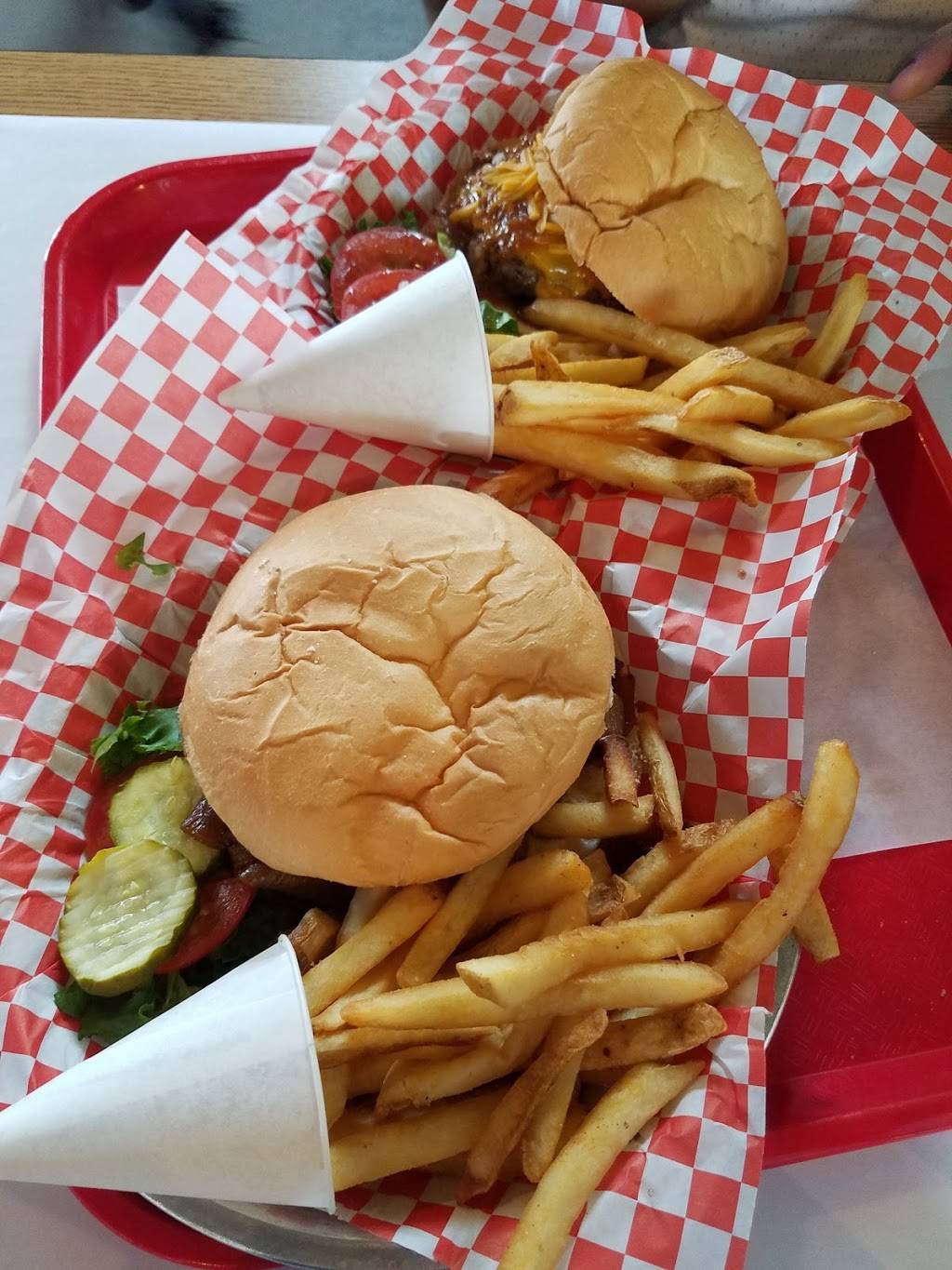 Bigz Burger Joint | restaurant | 2303 N Loop 1604 W, San Antonio, TX 78258, USA | 2104082029 OR +1 210-408-2029