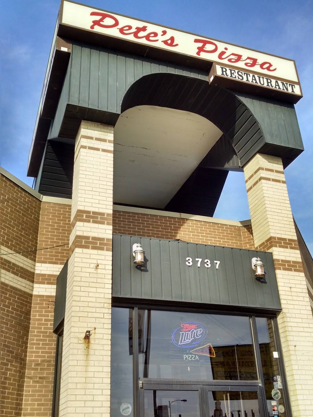 Petes Pizza | meal delivery | 3737 N Western Ave, Chicago, IL 60618, USA | 7734637770 OR +1 773-463-7770
