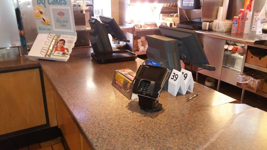 Dairy Queen Grill & Chill | restaurant | 328 N Main St, Jamestown, TN 38556, USA | 9318799293 OR +1 931-879-9293