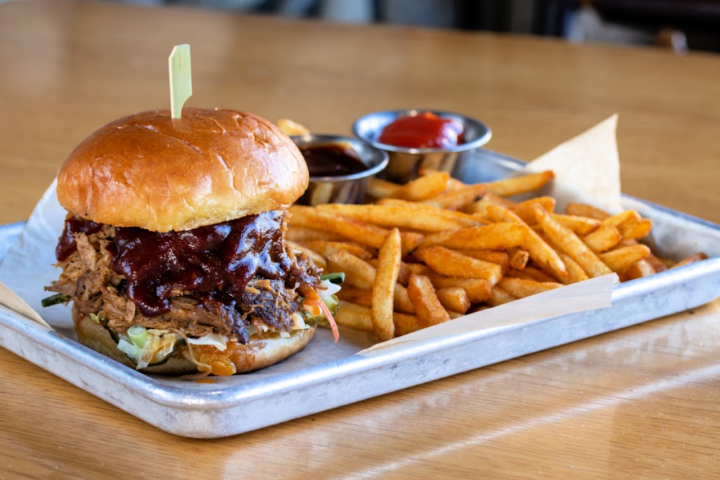 Twin Peaks Amarillo | restaurant | 2401 S Soncy Rd, Amarillo, TX 79121, USA | 8062435270 OR +1 806-243-5270