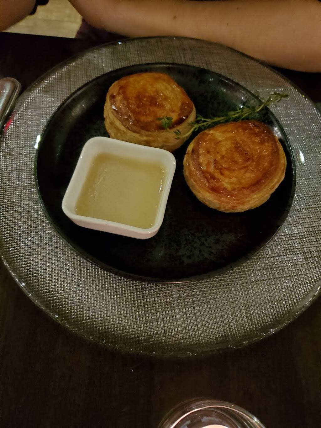 Ember by Smokey Joe | restaurant | 5693 Riverdale Ave, The Bronx, NY 10471, USA | 7185432100 OR +1 718-543-2100