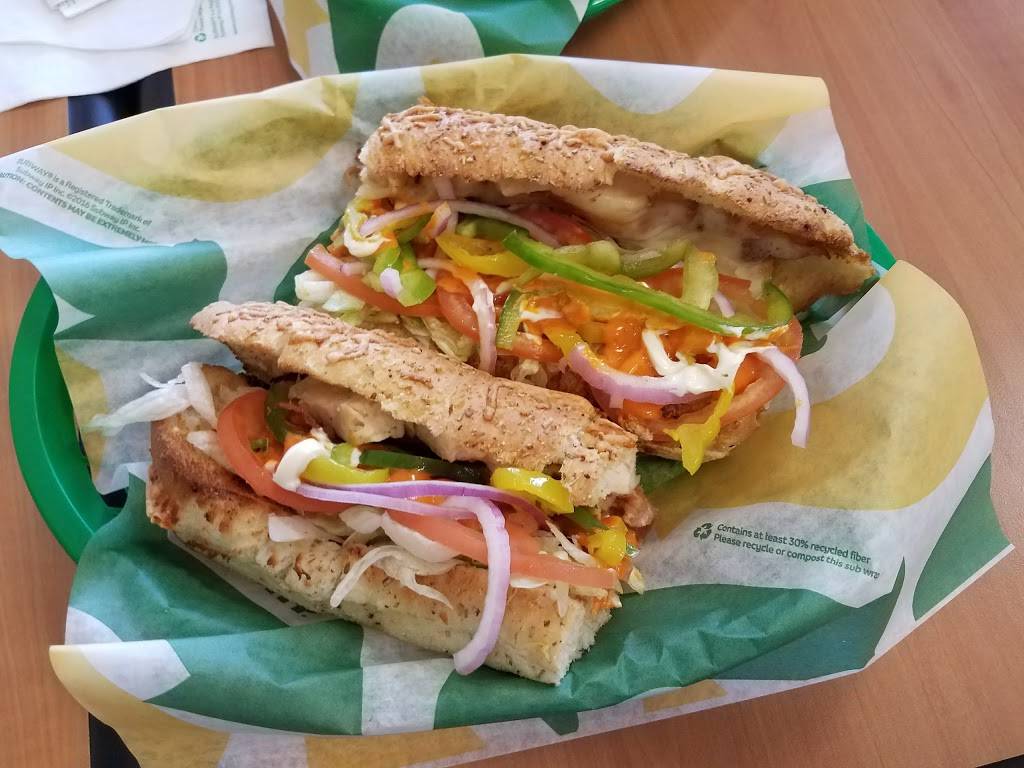 Subway | restaurant | 7470 Cherry Ave, Fontana, CA 92336, USA | 9093551005 OR +1 909-355-1005