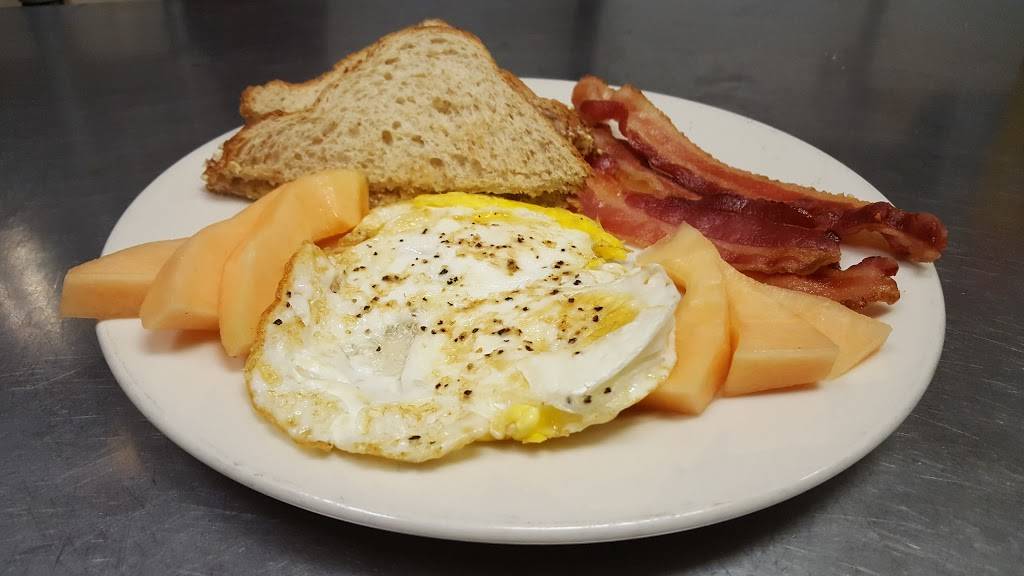 S & P Hot Pot Restaurant & Jerk Center | restaurant | 4051 Stone Mountain Hwy, Lilburn, GA 30047, USA | 7706769484 OR +1 770-676-9484