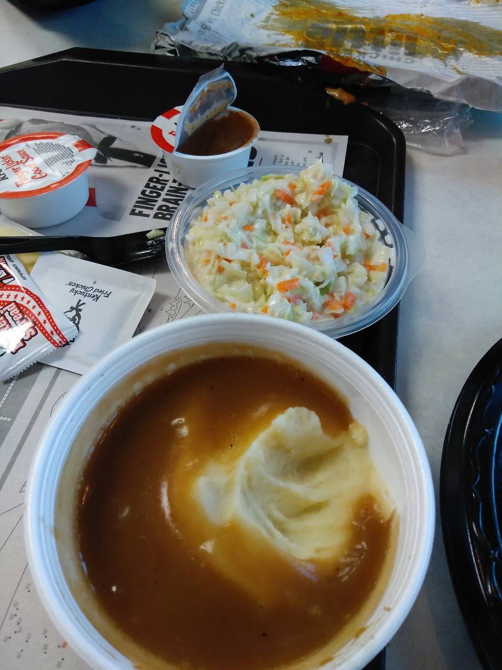 KFC | restaurant | 207 Broad St, Elizabethton, TN 37643, USA | 4235432271 OR +1 423-543-2271