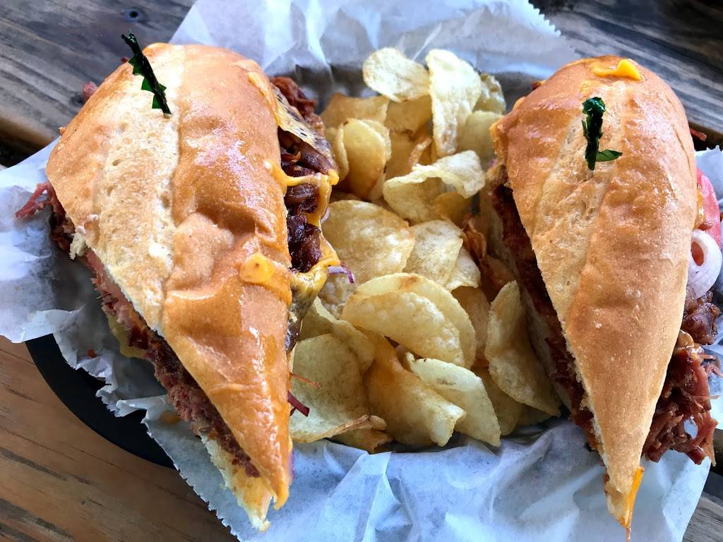 The Gnarly Barley | restaurant | 7431 S Orange Ave, Orlando, FL 32809, USA | 4078544999 OR +1 407-854-4999