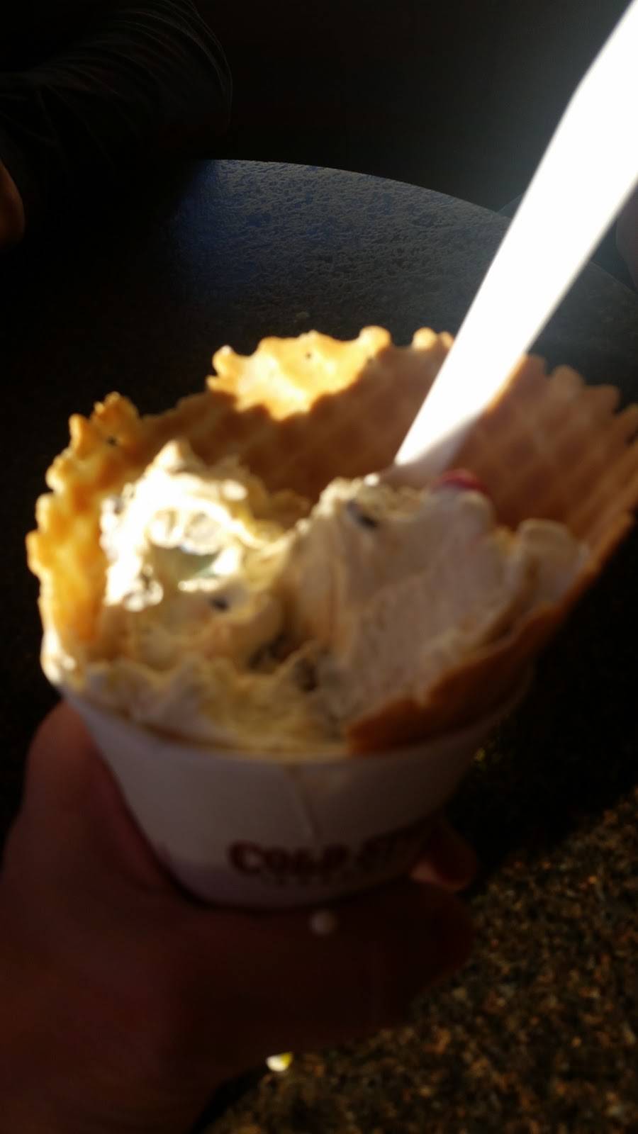 Cold Stone Creamery | bakery | 806 Wacker Dr Ste 118, Dubuque, IA 52002, USA | 5635566766 OR +1 563-556-6766